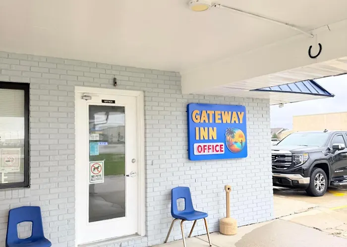 Gateway Hotel